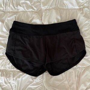 Lululemon Speed Up Low-Rise Lined Short 2.5" Black Size 6
